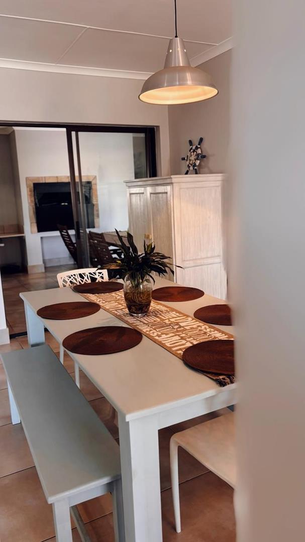 To Let 2 Bedroom Property for Rent in Diaz Beach Western Cape